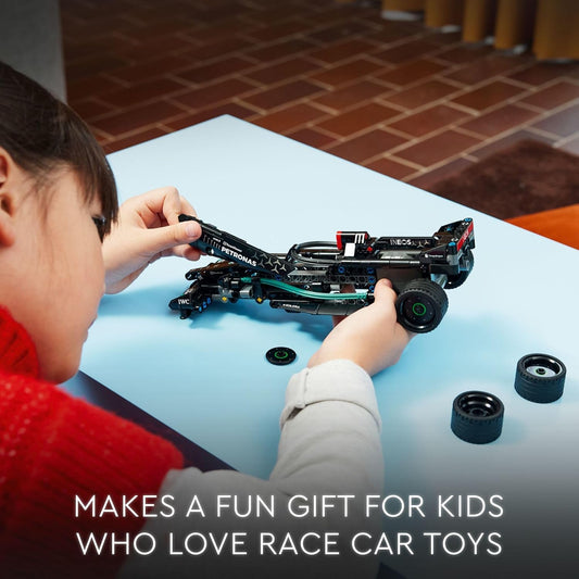 Mercedes-AMG F1 W14 Pull-Back | 42165