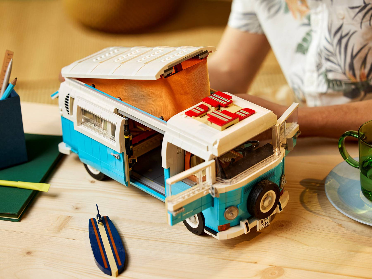 Volkswagen T2 Camper Van | 10279