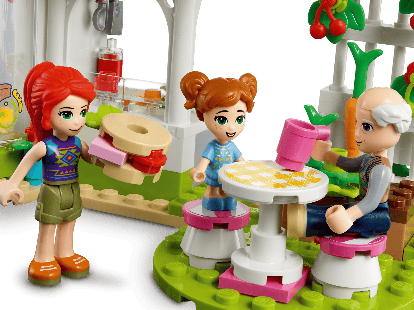 Heartlake City Organic Cafe | 41444