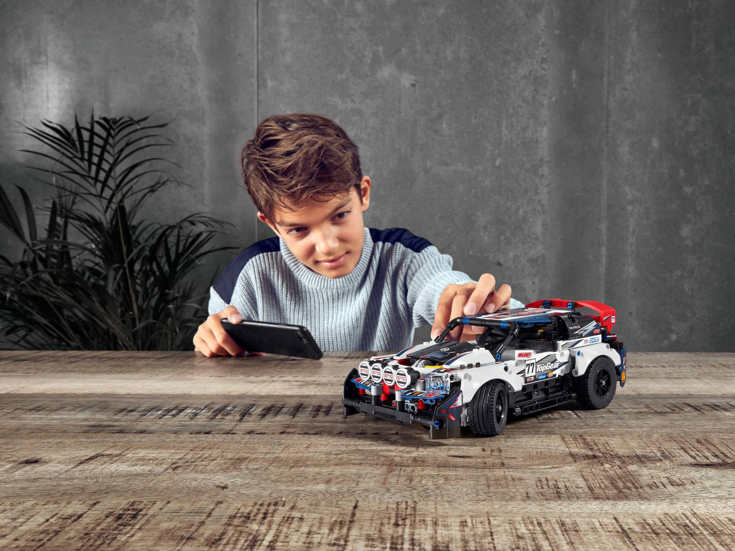 App-Controlled Top Gear Rally Car | 42109