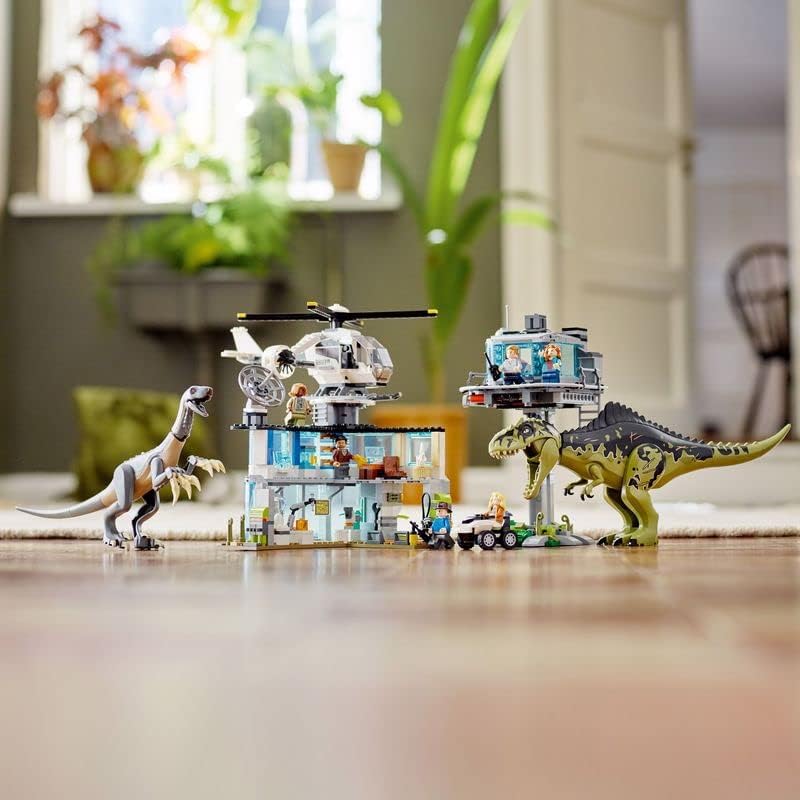 Giganotosaurus & Therizinosaurus Attack | 76949