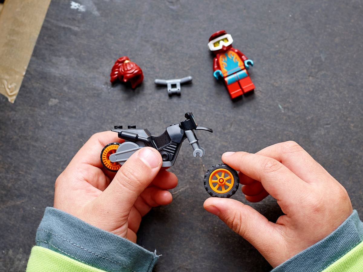 Fire Stunt Bike | 60311