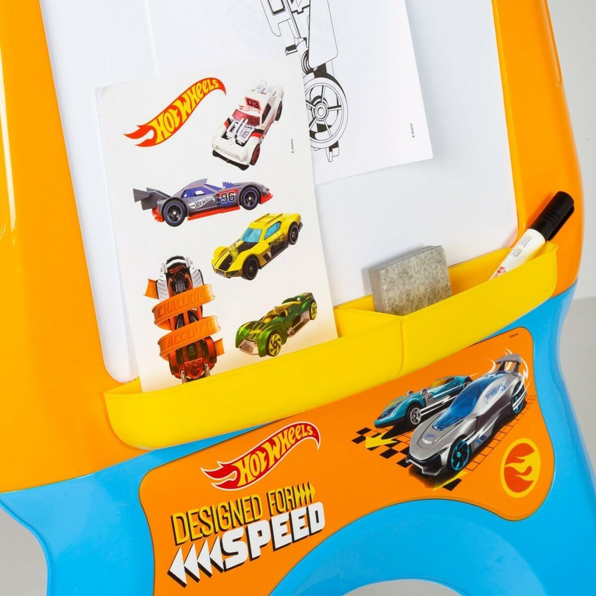 DOLU easel hot wheels