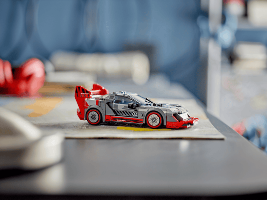Audi S1 e-tron quattro Race Car | 76921
