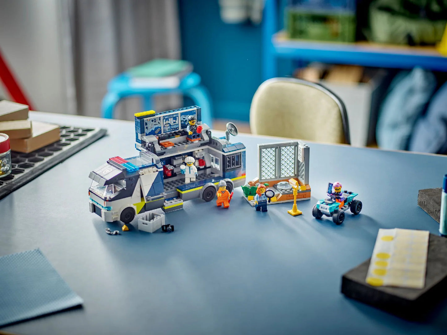 Police Mobile Crime Lab Truck | 60418